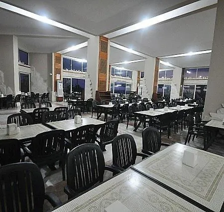 Mcs Oasis Club 4*