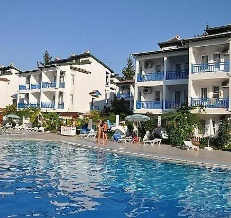 Mcs Oasis Club Hotel 4*